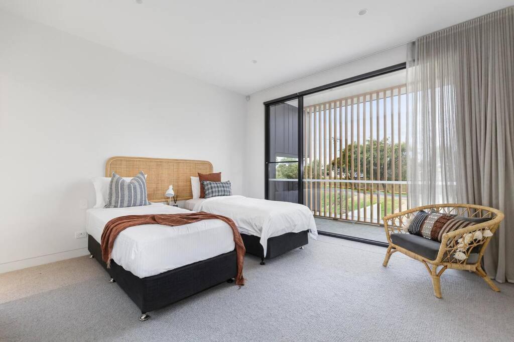 Kirks On Park - Brand New Luxury Home, Great Location Sorrento Exterior photo