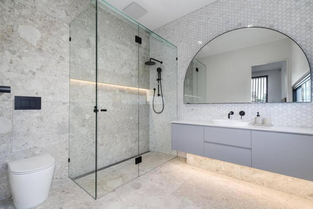 Kirks On Park - Brand New Luxury Home, Great Location Sorrento Exterior photo